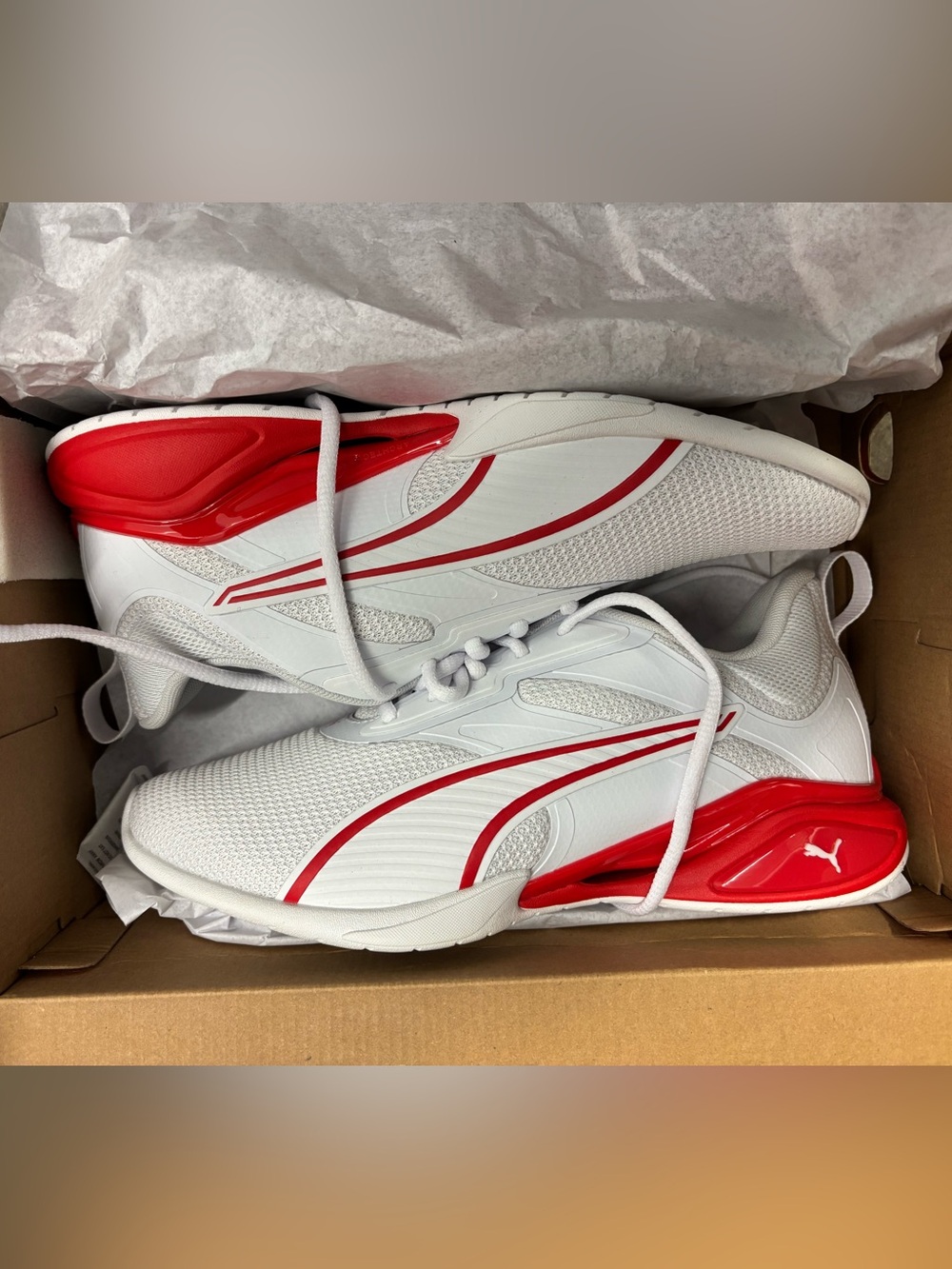 Men’s Puma White and Red Mesh Running Shoes